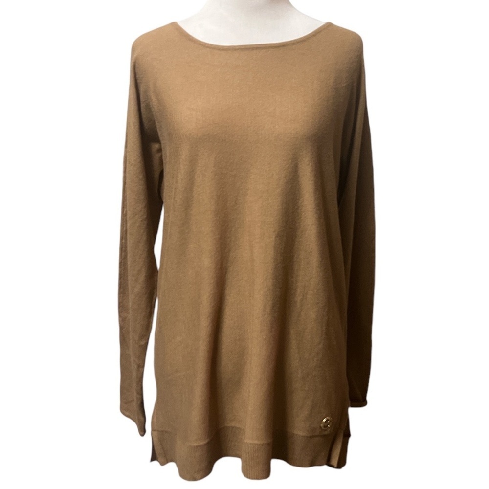 Michael Kors light brown long sleeve crewneck tunic length lightweight sweater